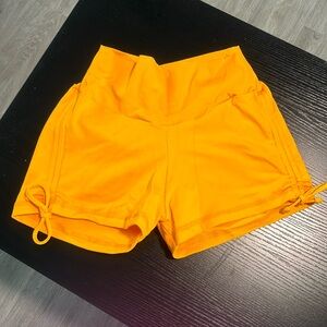 Scrunch side ties shorts